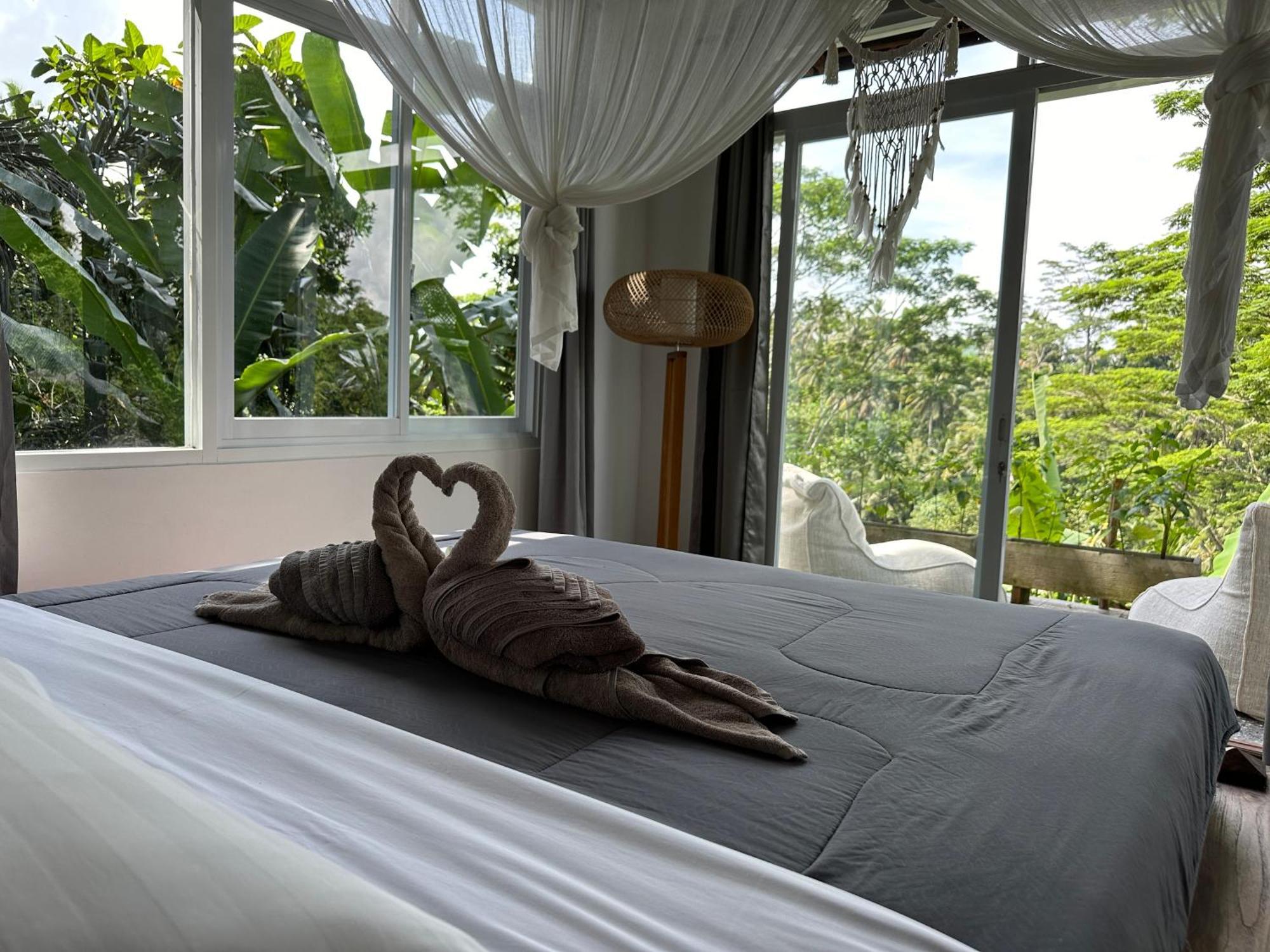 Tirta Asri Ubud Villa Szoba fotó